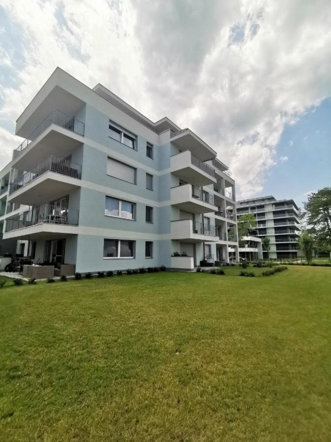 Vízpart Honvéd Apartman Balatonlelle Extérieur photo